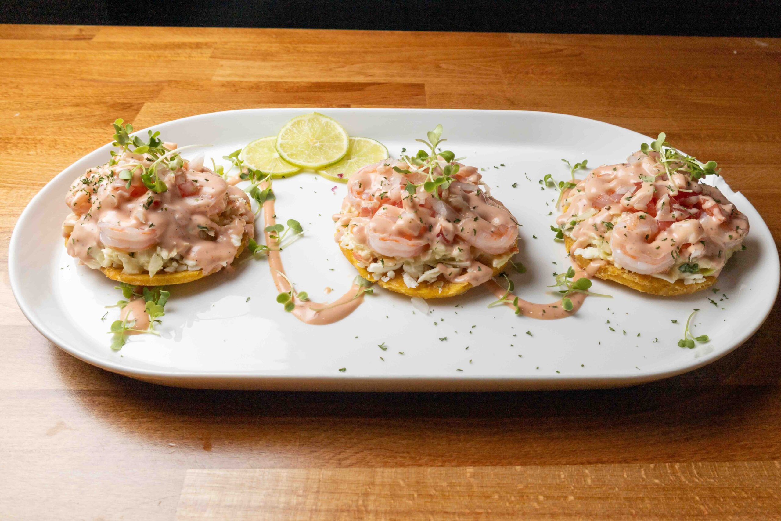 TOSTONES PLAYEROS CON CAMARON