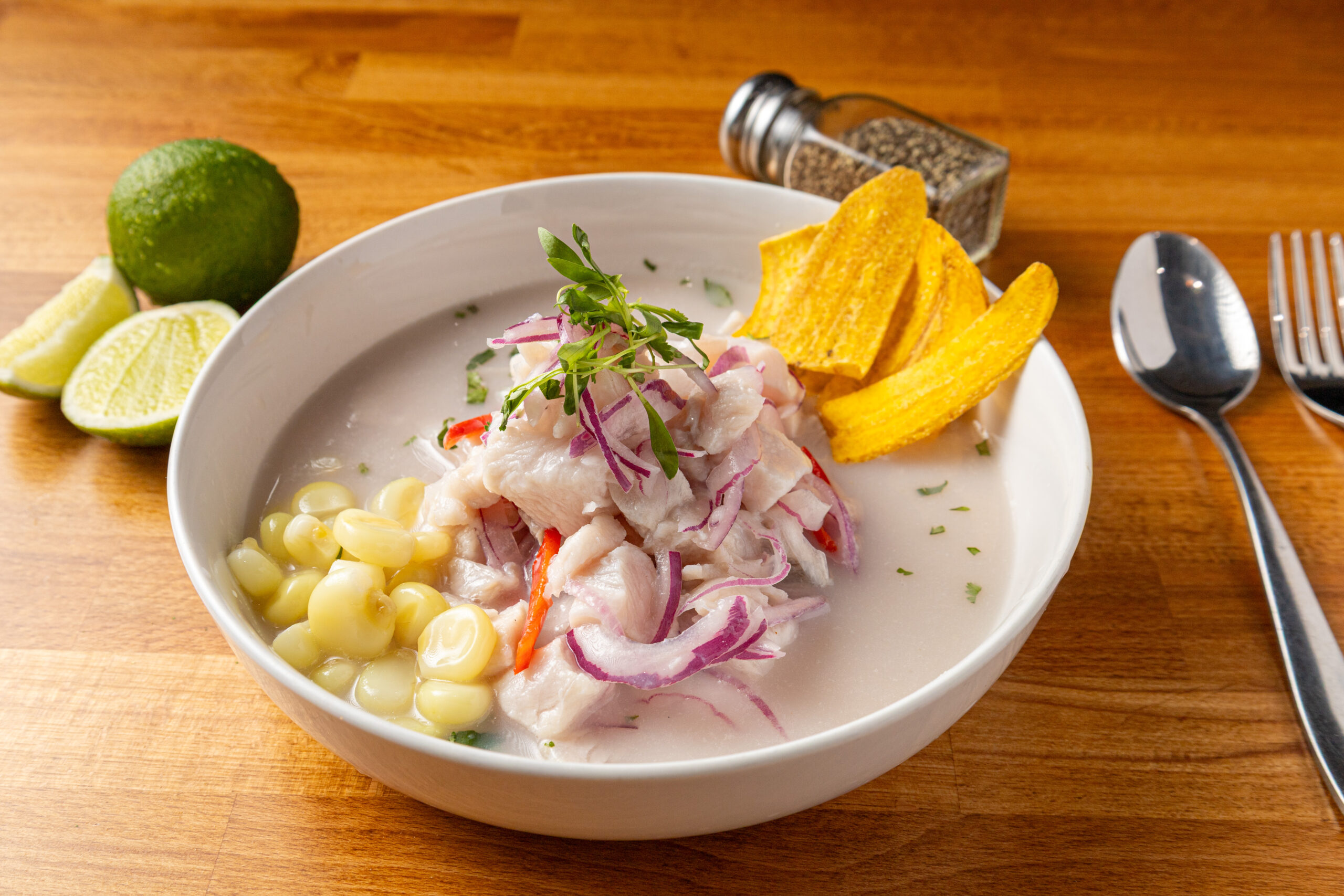 CEVICHE DE PESCADO CON LECHE DE TIGRE