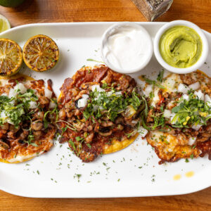 TACOS DE PULPO Y CAMARÓN